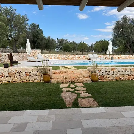 Trullo Di Theo * אוסטוני